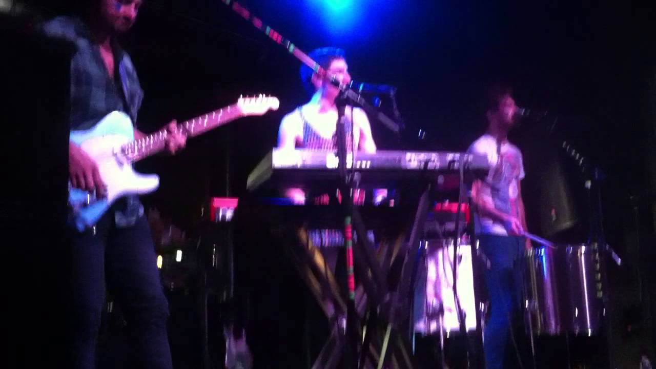 Anyway I Can - Walk The Moon (Live)