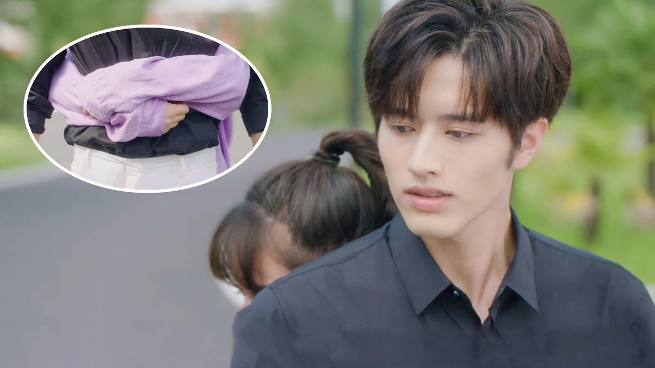 เมื่อซินเดอเรลล่ารู้ว่าปธานาธิบดีช่วยจ่ายให้เธอ เธอควบคุมอารมณ์ไม่อยู่และวิ่งไปกอดเขา!
