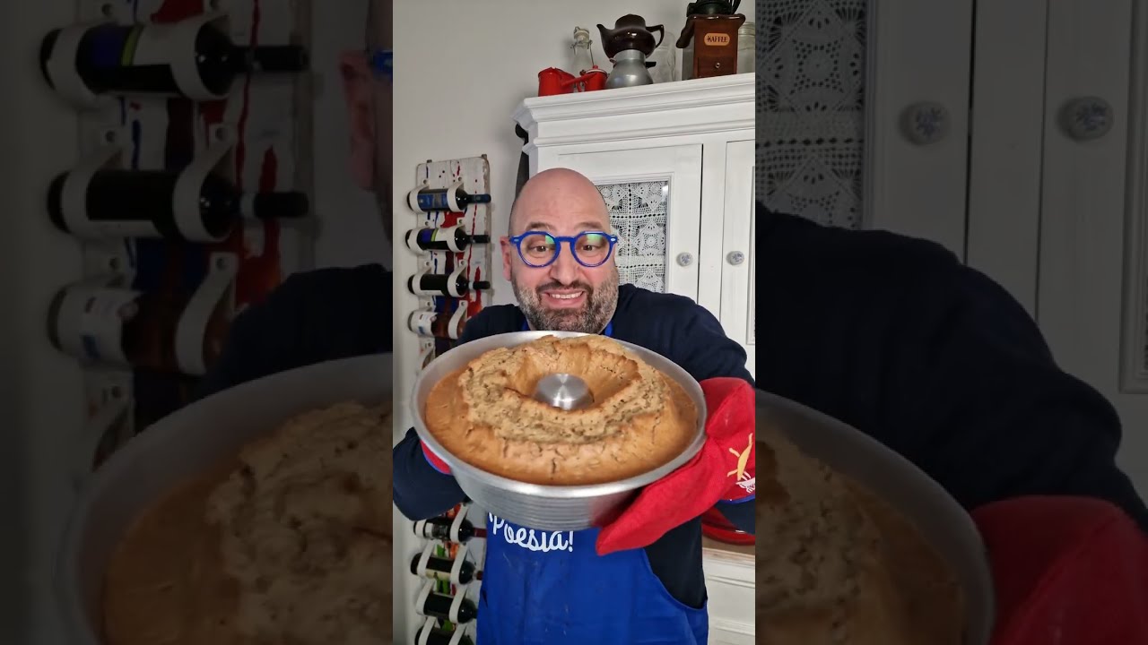 La ciambella al caffè è una #poesia . E tu, come la fai?