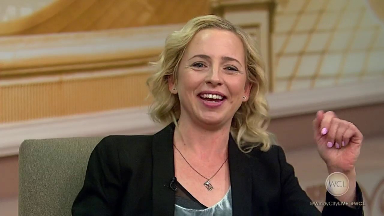 Evanston native Lecy Goranson reprises role in 'Roseanne'