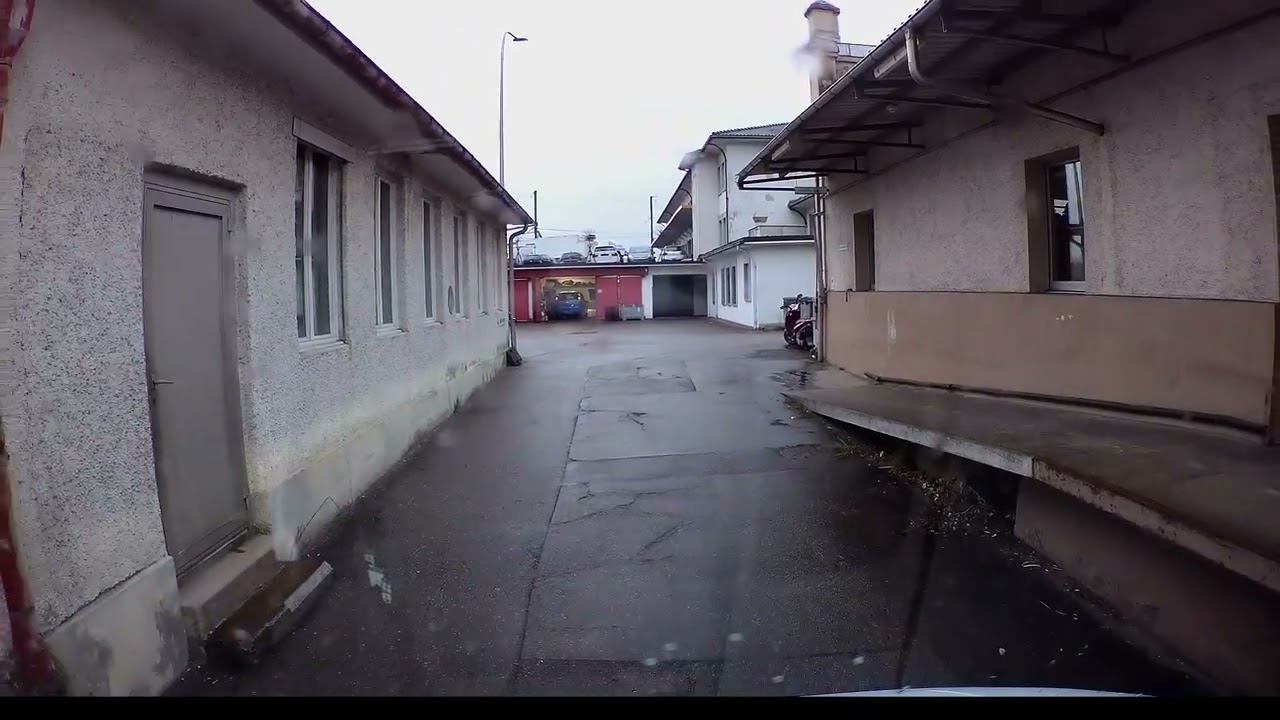 Driving backwards on narrow customer's place