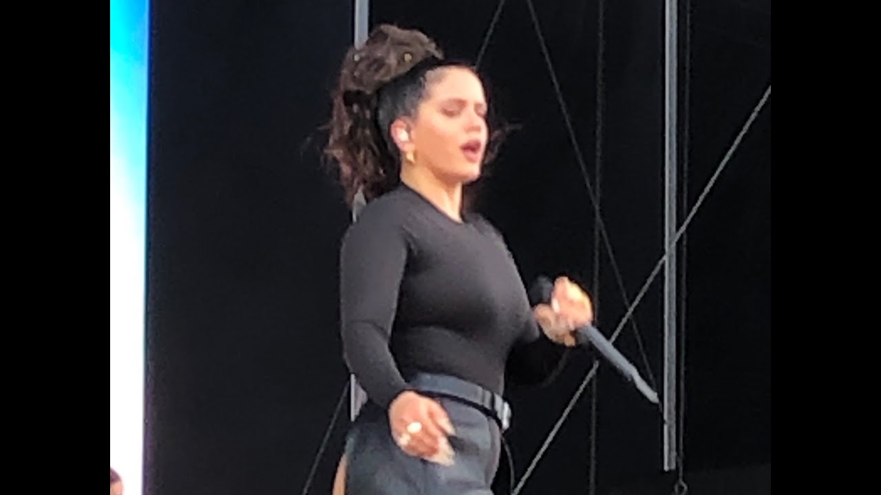 Rosalía Barefoot In The Park 2019 ACL Music Festival