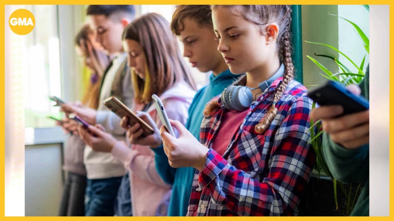 Students and phone checks