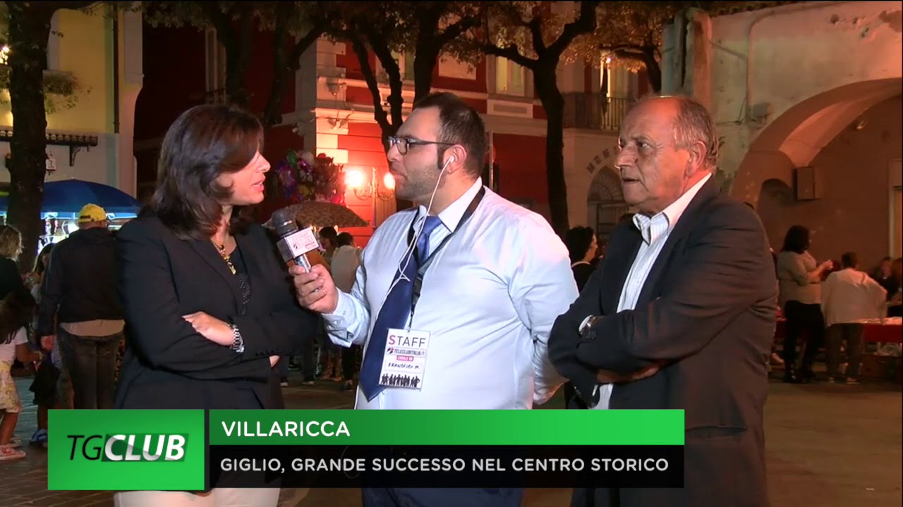 Villaricca, ballata del Giglio: centro storico gremito per l'appuntamento con la tradizione