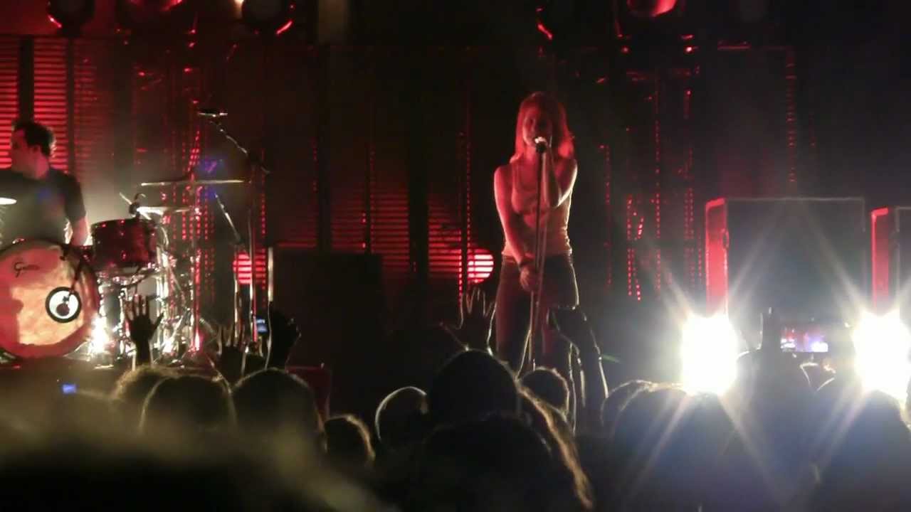 Paramore- 