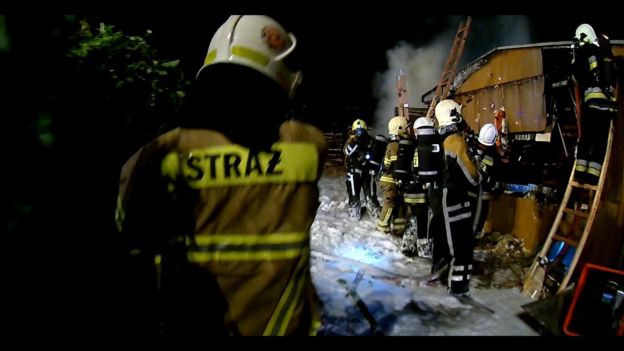 Witobel – duży pożar stolarni, 20 zastępów / OSP Luboń