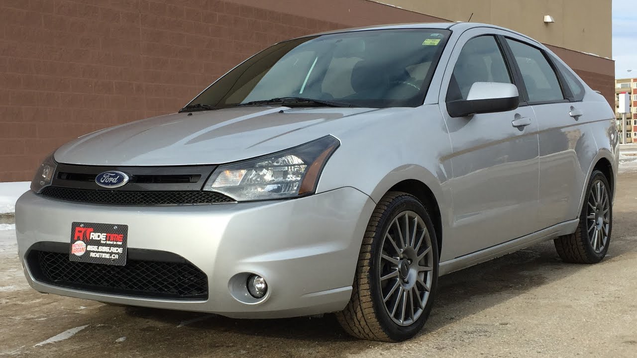 2011 Ford Focus SES - Leather, Sunroof, Alloy Wheels
