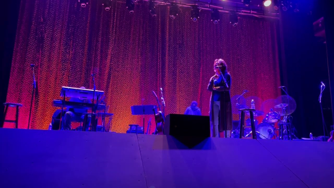 Amy Grant - Sound Check - 