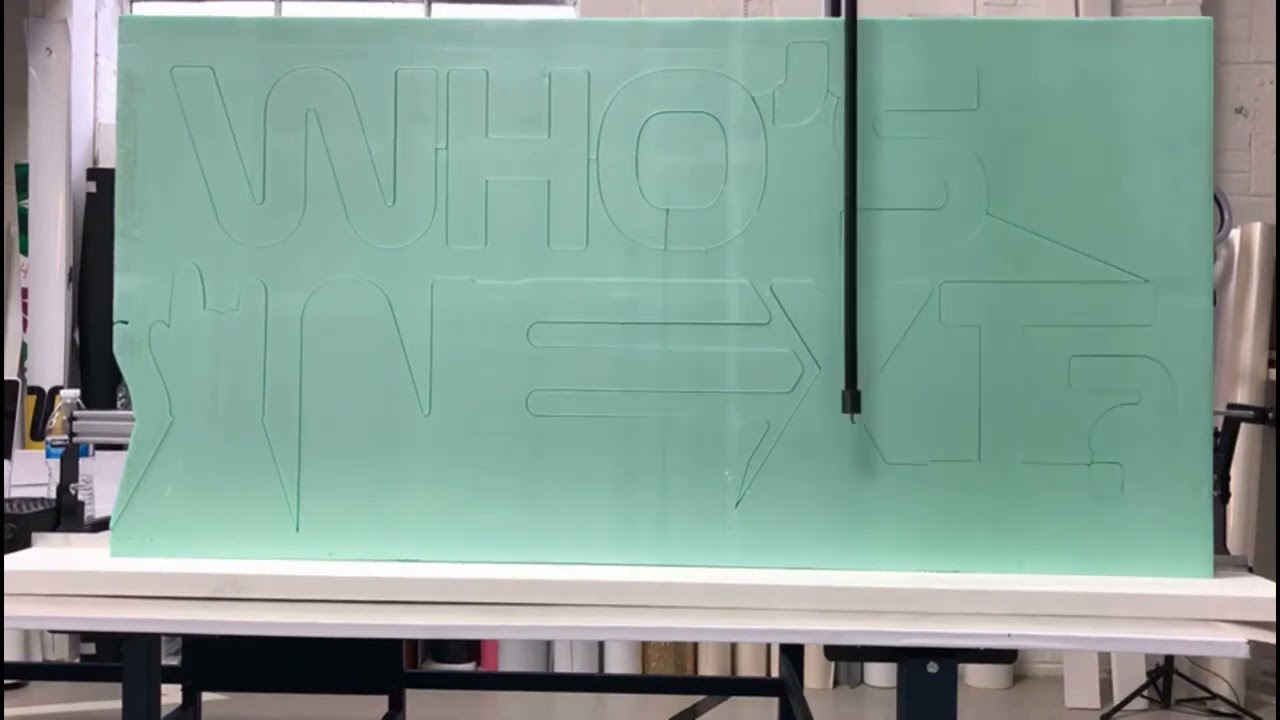 Cortadora de Letras Volumétricas para cortar Poliestireno Extruido XPS y Poliestireno Expandido.