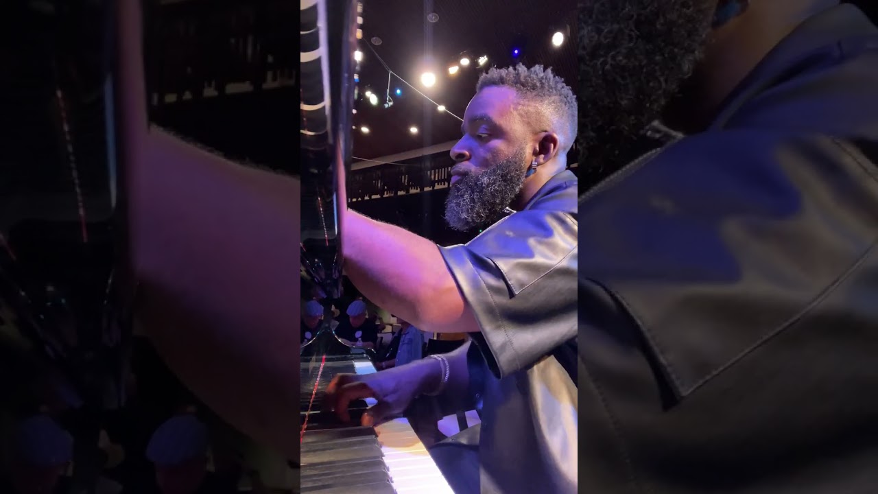 Phillip Graves performs 