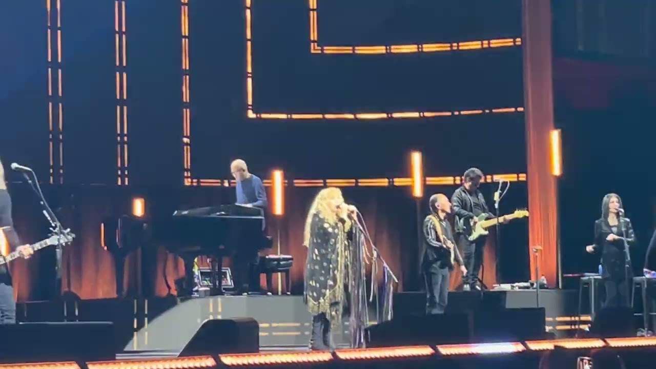 Stevie Nicks - Mohegan Sun - June 9, 2024 - Stand Back