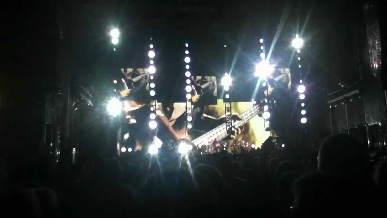 Red Hot Chili Peppers - Live in Bucharest