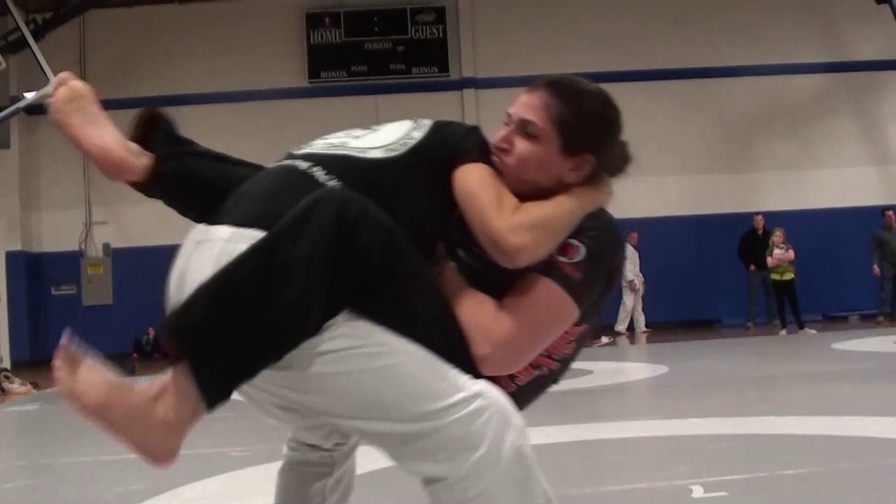 Gillian Davis Guillotine Choke Submission Win!