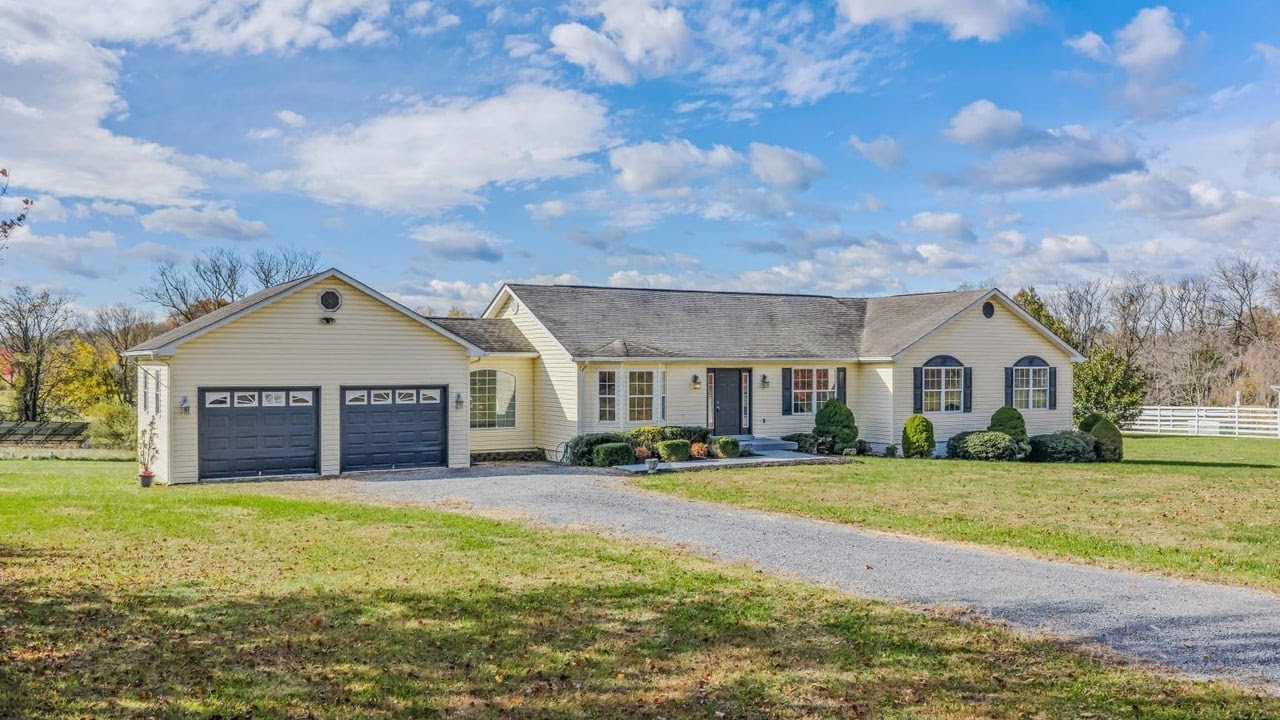 104 Stonehouse Ln, Shepherdstown, WV