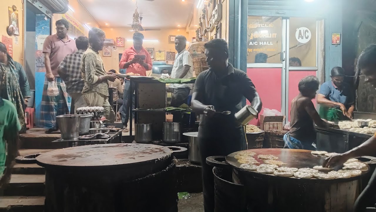 மதுரை நாகமலை புதுக்கோட்டையில் பரோட்டா ஸ்டார் #trending #food #vichuscooking #vairal #Tamil vedio 