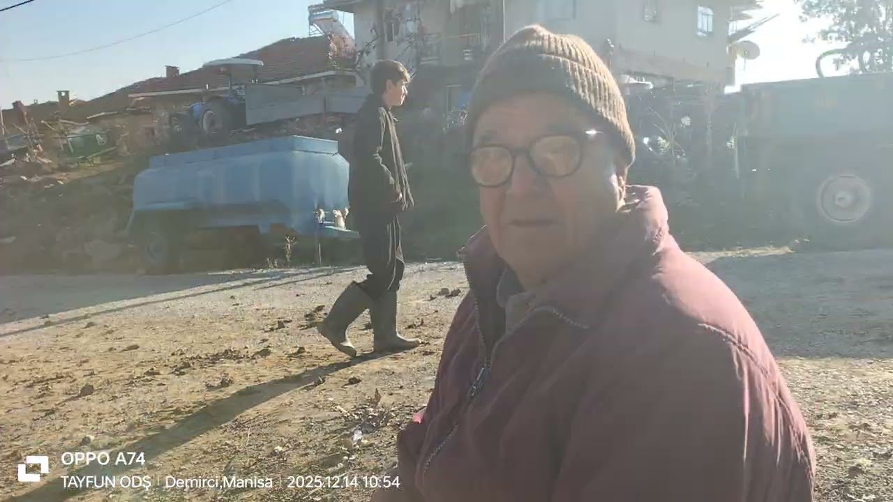 14.12 2025 köy girişindeki göletimizin su kaçağını önlemek için yapı ve betonlama işini yapıyoruz