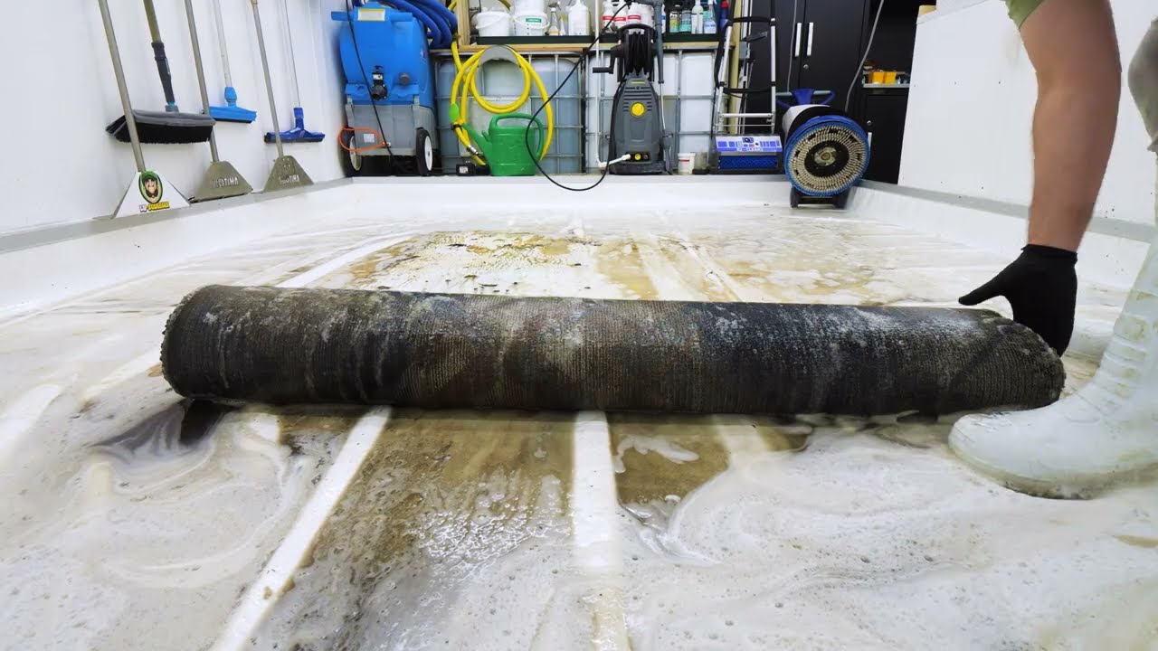 This Rug Looked Beyond Saving Until the Colours Came Back