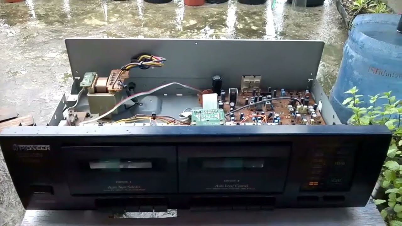 PIONEER CT-W106 Stereo Double Cassette Deck