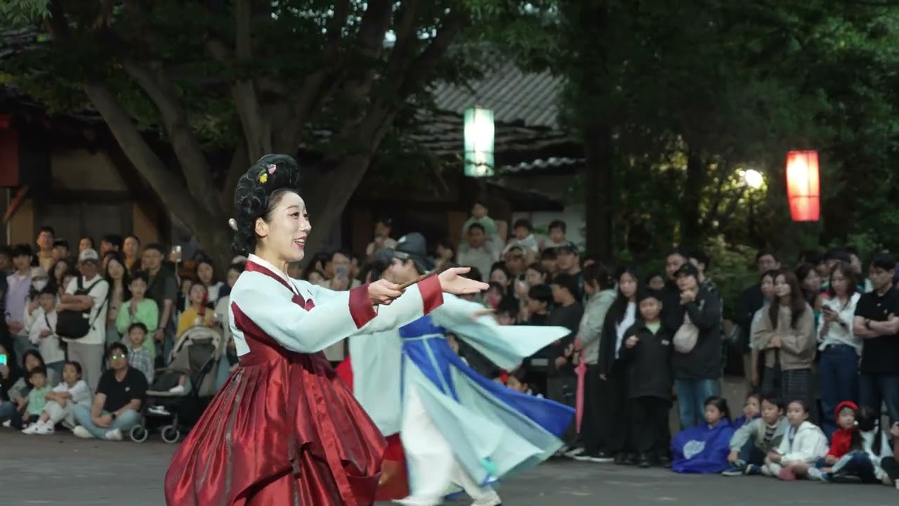 한국민속촌 공연단 20251003 얼씨구절씨구야 4K 4CH 60FPS UHD #4ch #4k #60fps #유튜브 #드라마 #kpop