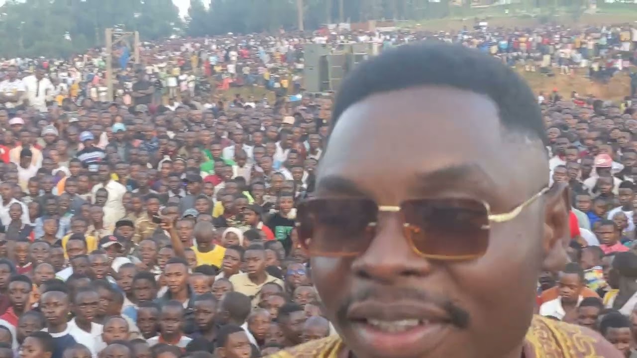 Elkane karha canali stade de MAHAMBA concert partie 2