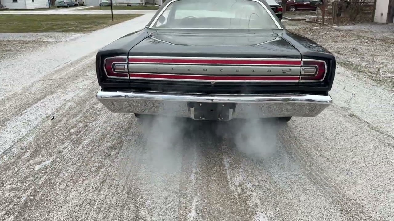 1968 ROADRUNNER RM23 440HP ENGINE 4SPD DISC TACH LASER STRAIGHT BEAUTIFUL MILE DEEP BLACK 