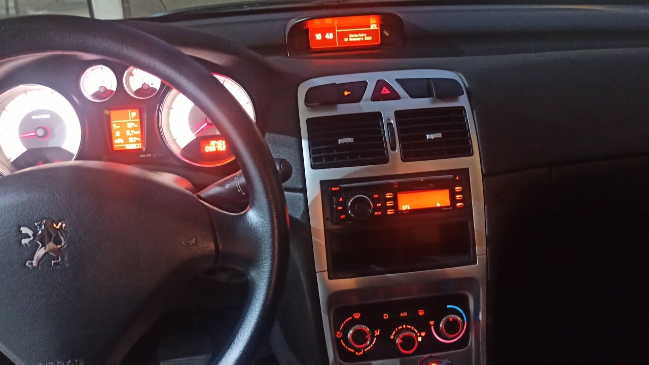 Peugeot 307 adaptação Painel