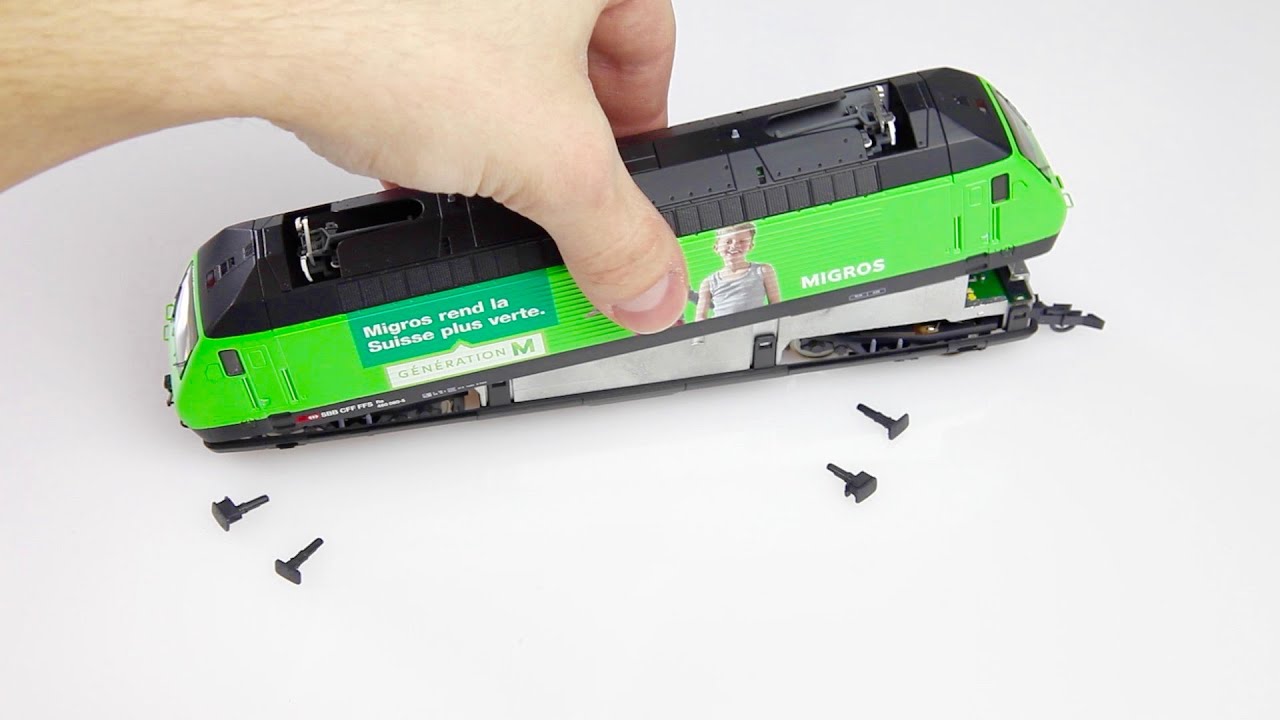 How to: Roco SBB Re 460 &ouml;ffnen