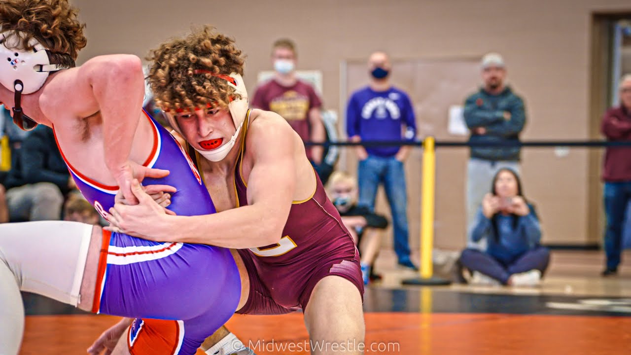 138 – Chancery Deane {G} of Father Ryan TN vs. Payton Roberson {R} of Lockport IL
