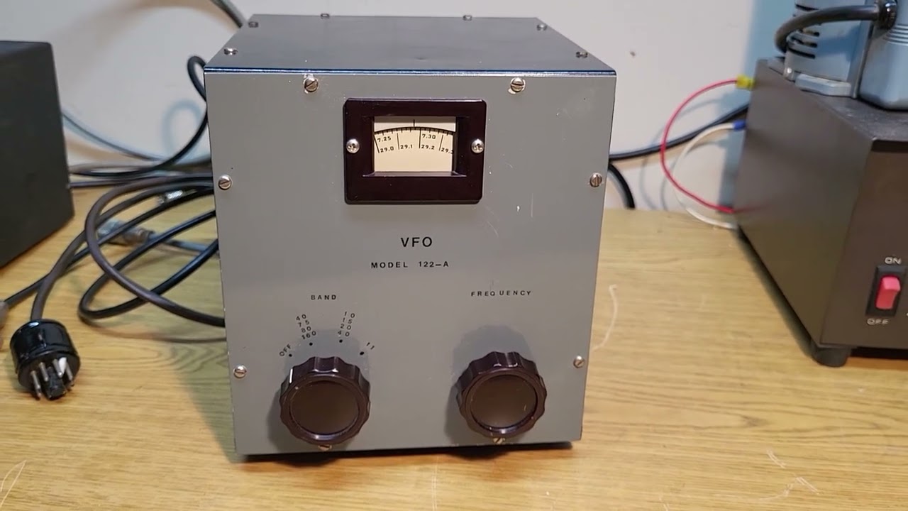 Johnson Viking Model 122  VFO