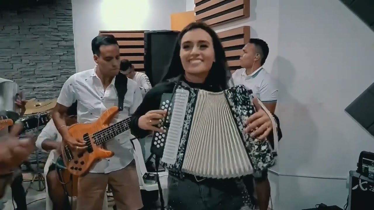 Que Pena - Luisda Ayure y Karen Rodríguez