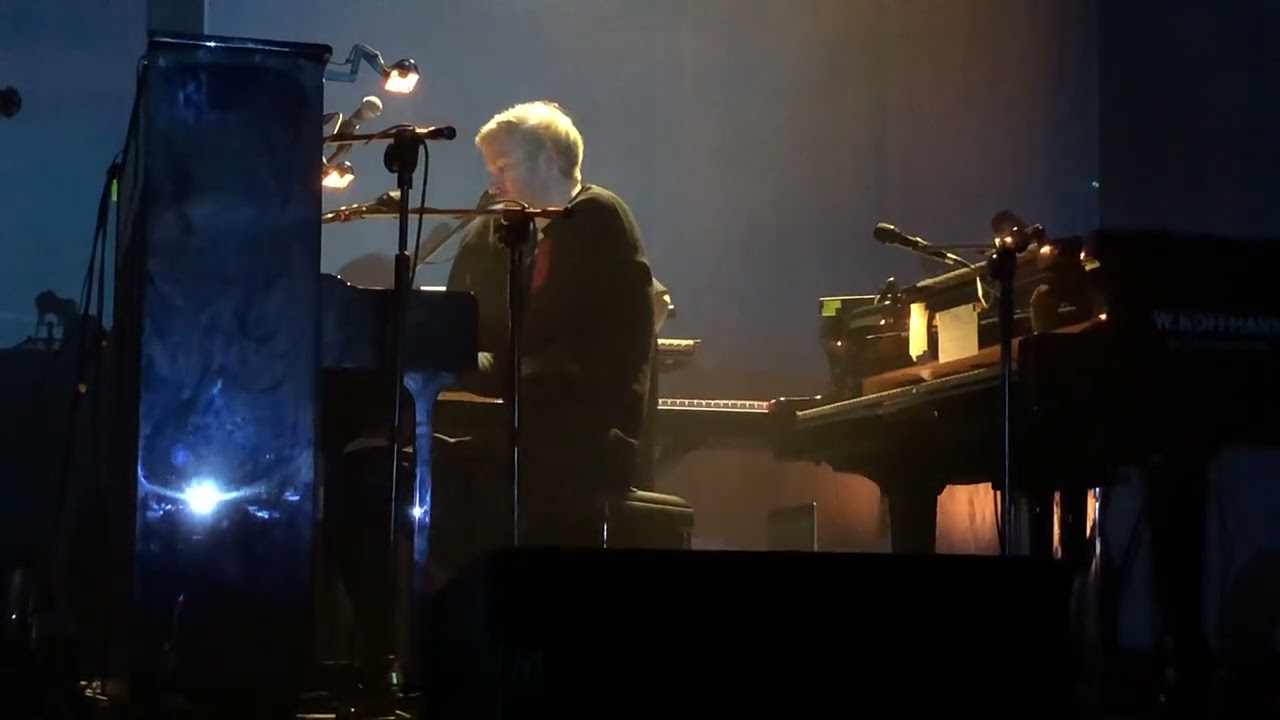 Hania Rani with Ólafur Arnalds - Whispering House live in Huxleys Berlin, 19.10.2023