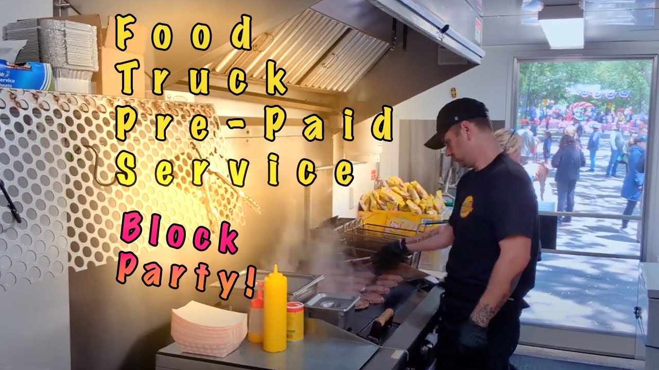 Food Truck Serving Chicago Style Hot Dogs At A Chicago Block Party
