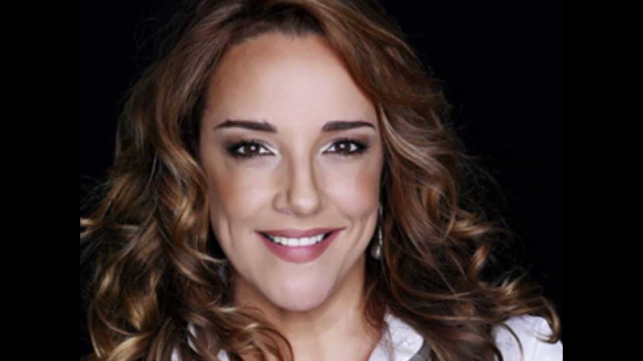 Ana Carolina - Problemas ( Tema da novela Fina Estampa )