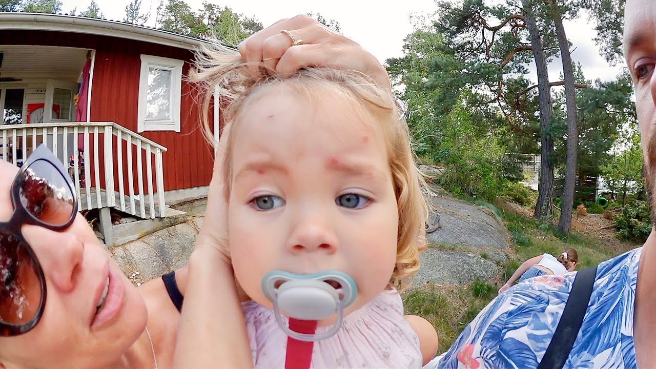 Familjen reser till Sverige & Laura får vattkoppor VLOGG