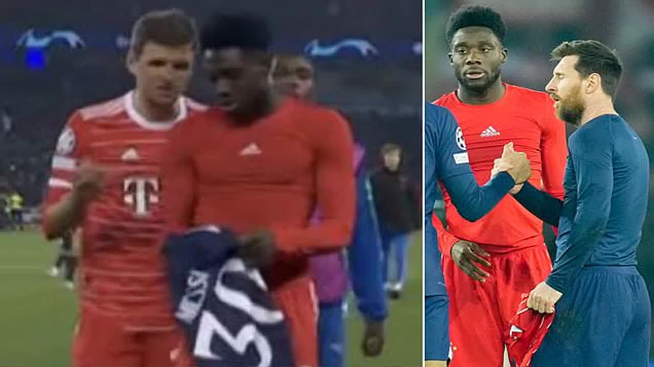 Alphonso Davies FINALLY gets his hands on Lionel Messi's shirt