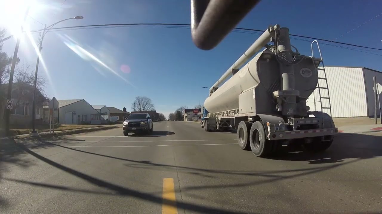 UPTOWN TRAFFIC IN S.IA  *WEDNESDAY  2-18-26. PART 2 OF 3