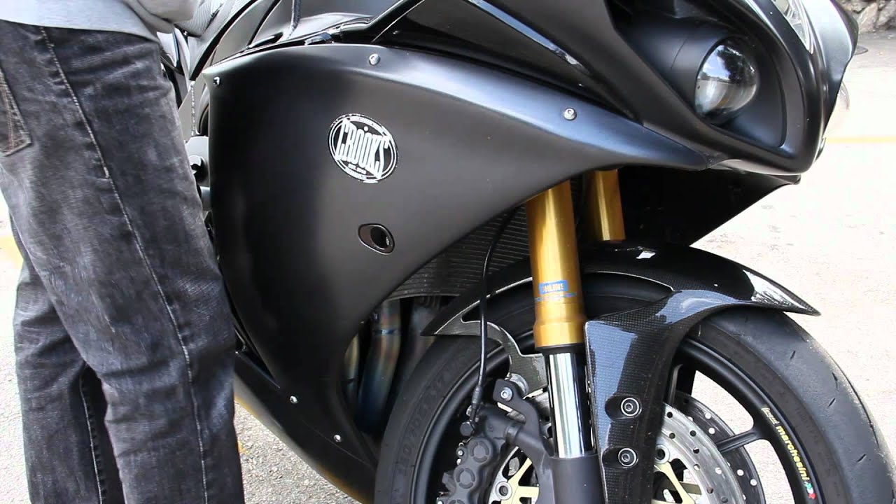 YAMAHA R1 Walk Around & Start-Up + A Wicked Canyon Riding Video