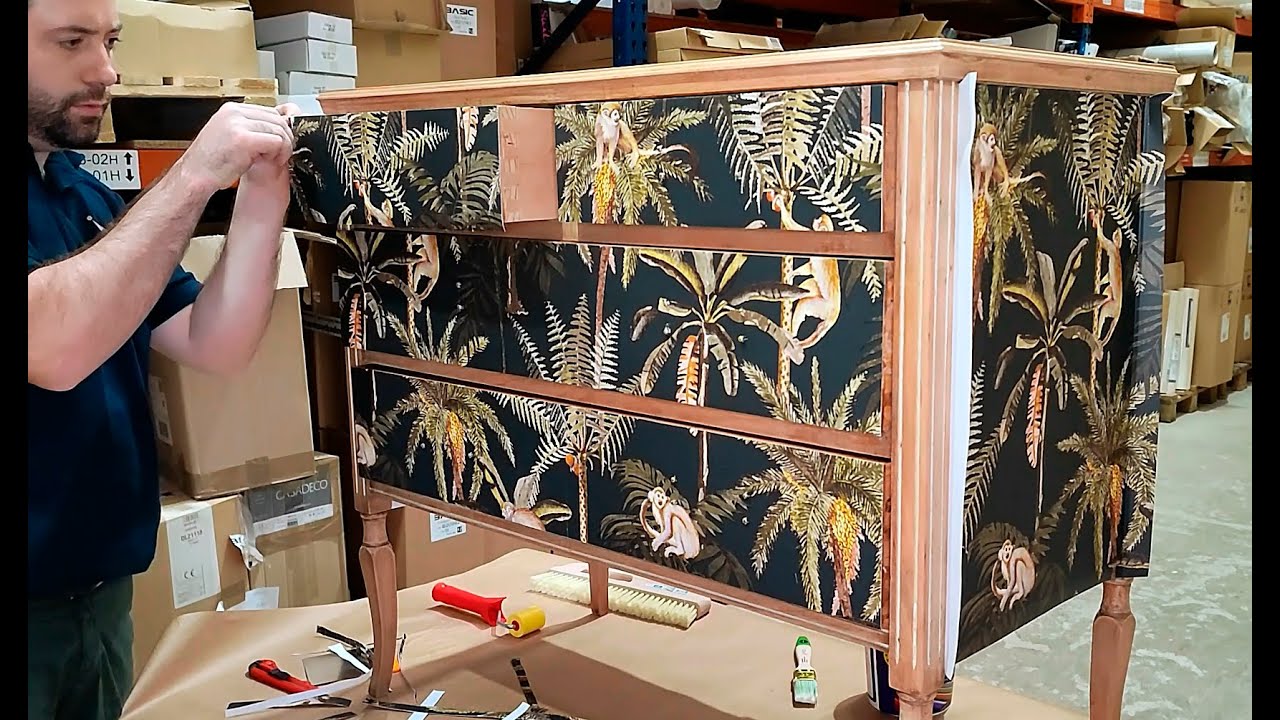 Empapelar y Decorar Muebles Con Papel Pintado