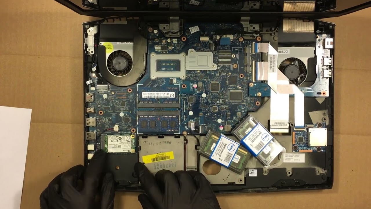 2013 Alienware 17 How To Replace RAM Upgrade 16GB to 32GB 2015-12-23