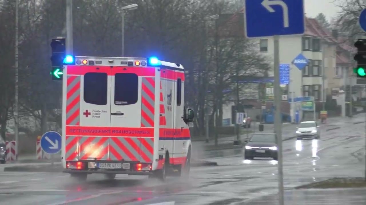 [Hornumschaltung|Quer über die Kreuzung] Rettungsdienst Braunschweig & Wolfenbüttel