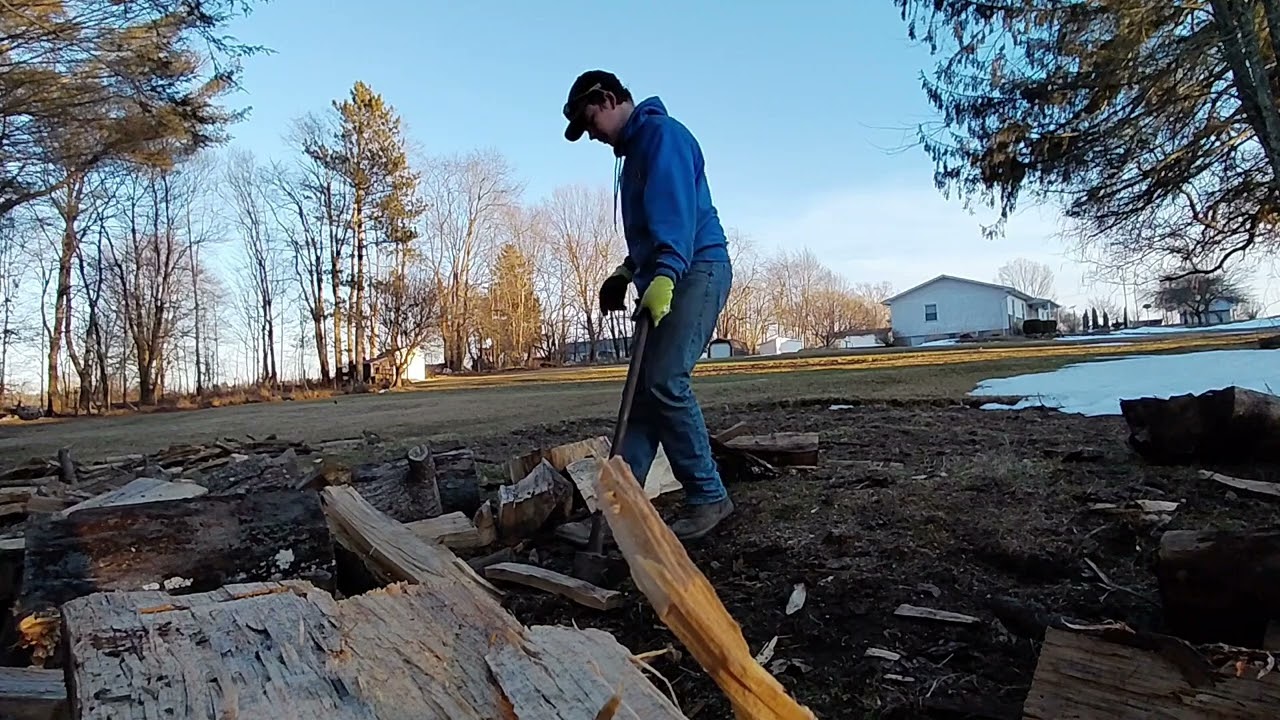 Splitting and stacking wood