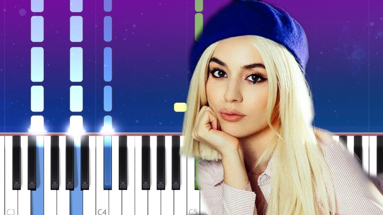 Ava Max - Freaking Me Out (Piano tutorial)
