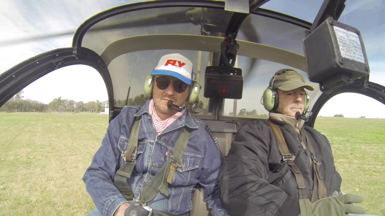 Primer vuelo con el Schweizer 269