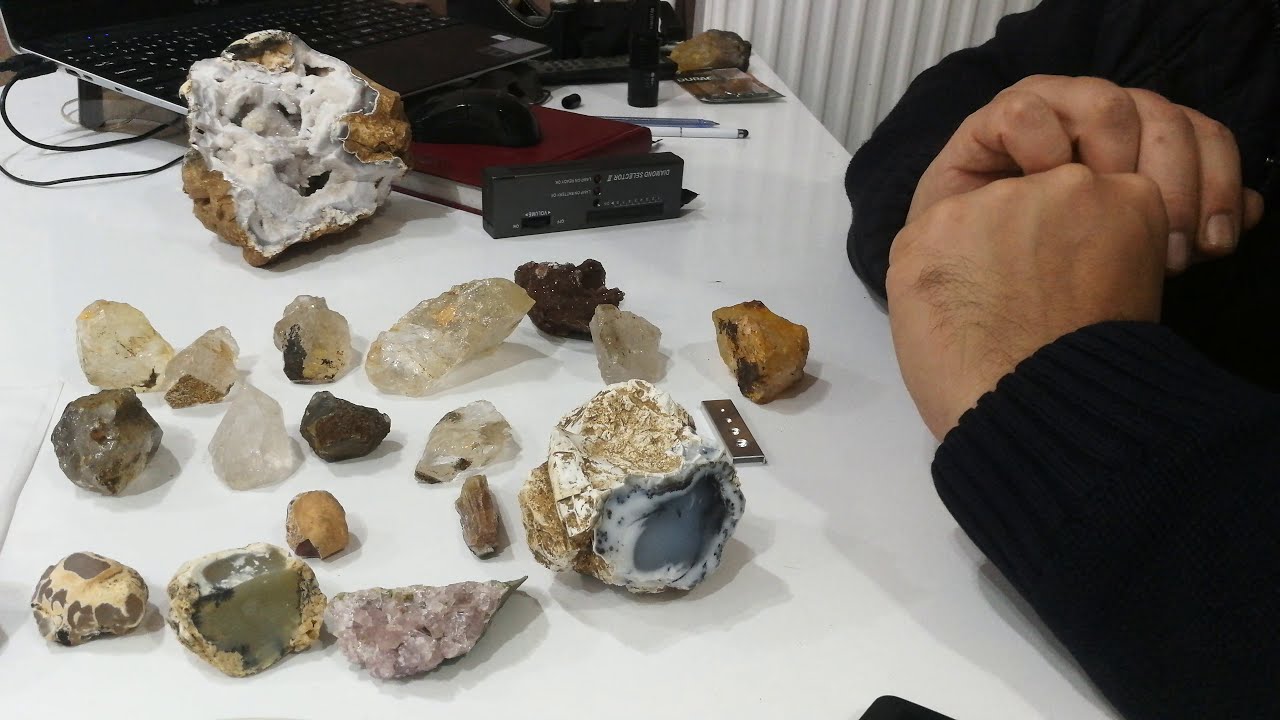 Değerli taş sertlik &ouml;l&ccedil;&uuml;m #history #science, diamond selector 2 ile test yaptık,diamond jewellery