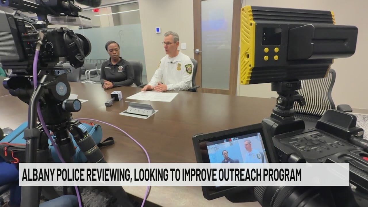 Профилактика насилия среди молодежи с участием координатора по борьбе с насилием из полицейского ...