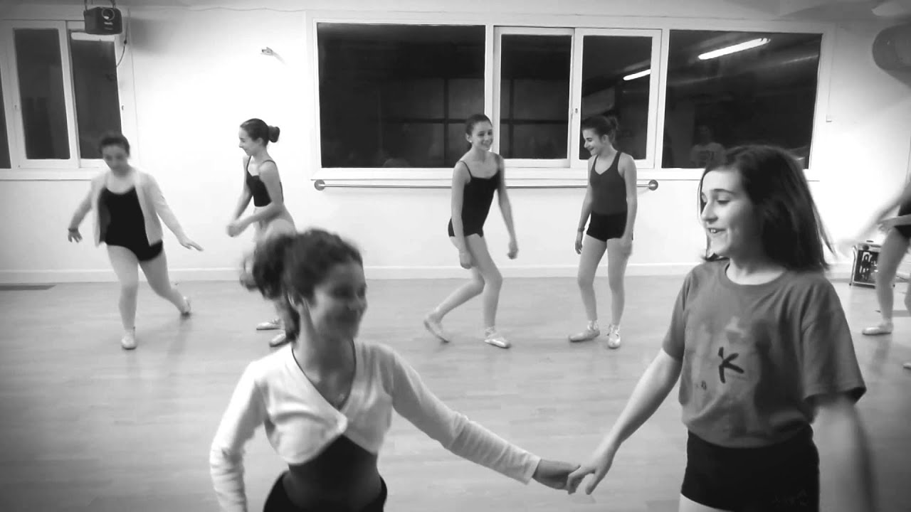 Pauso-K - Ballet Intermedio / Jazz Contemporaneo