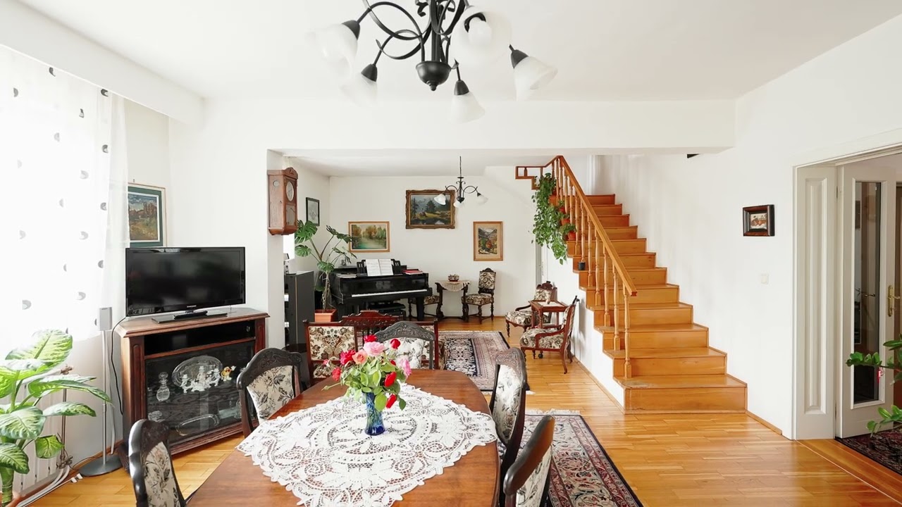 Casa/vilă cu 6 camere, zona Dealuri Oradea | VÂNDUTĂ de RE/MAX Prime Capital