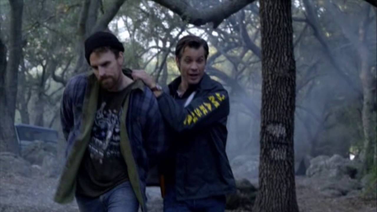 Justified [Raylan/Boyd] Disarm