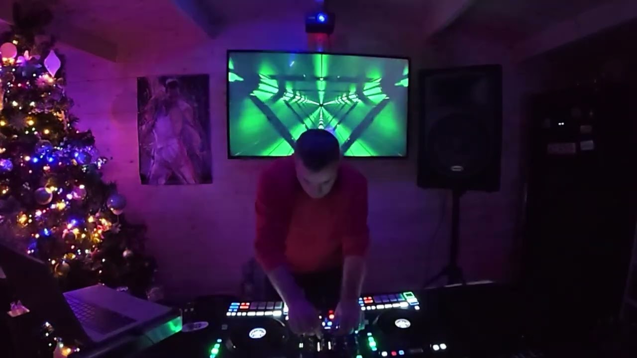 The Deep End Club Vibe