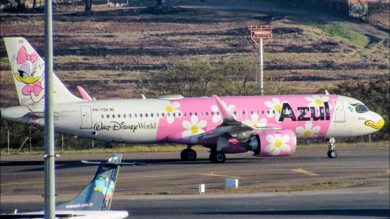 Airbus A320neo Margarida da Azul Pousa em Viracopos | Avi&atilde;o Tem&aacute;tico Disney Encanta Campinas